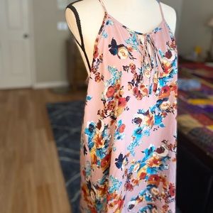 Lily White Elegant Sleeveless floral Blouse XL